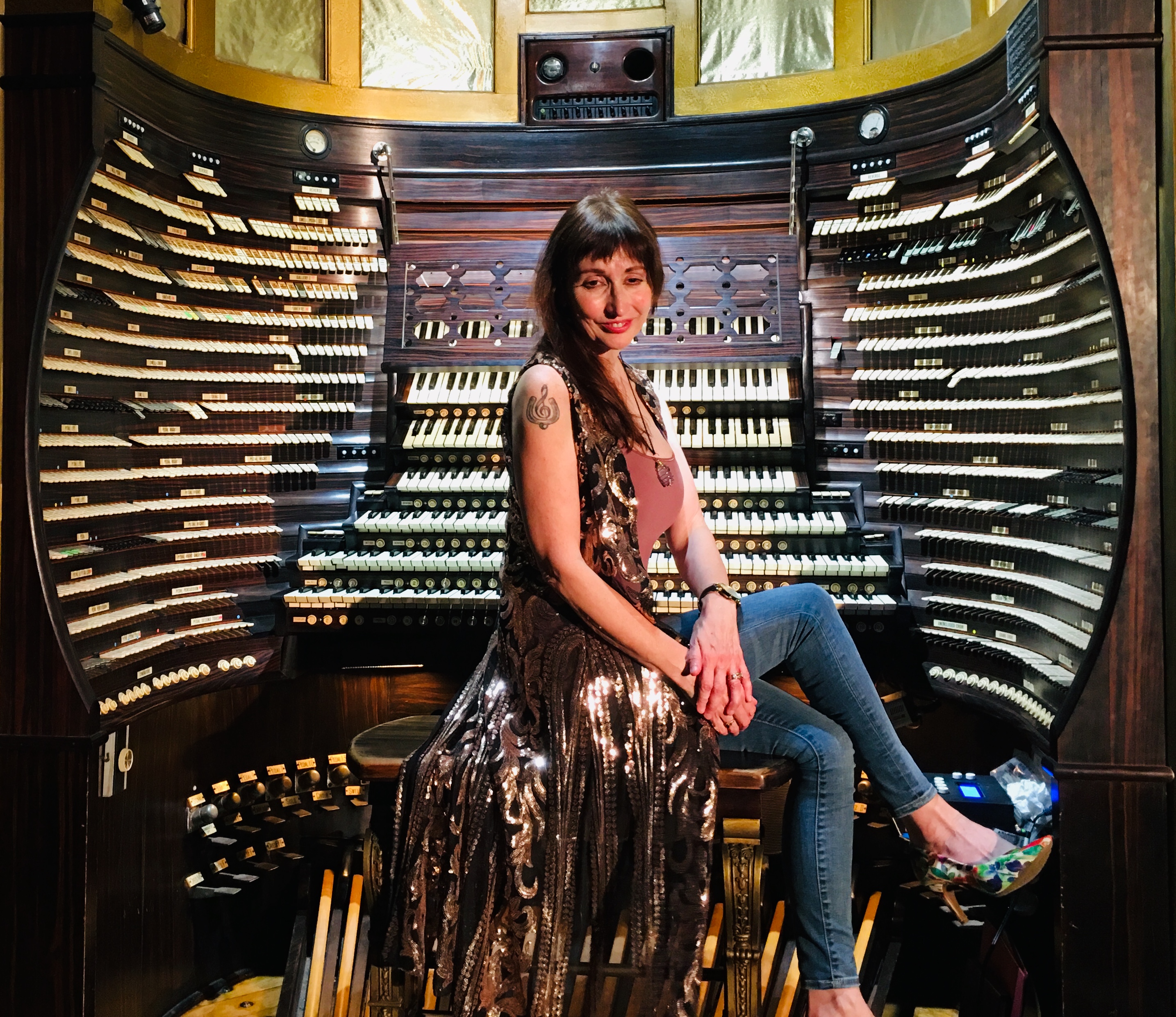 America's Sweetheart Organist